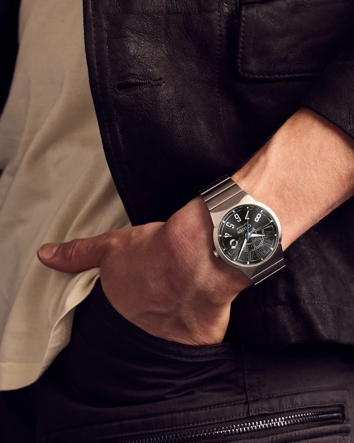 Millennium Falcon Hyperdrive Black Dial Stainless Steel Bracelet